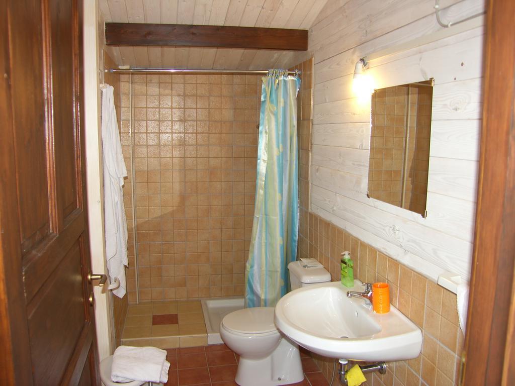 Villa Agriturismo Su Nuragheddu Galtellì Exterior foto